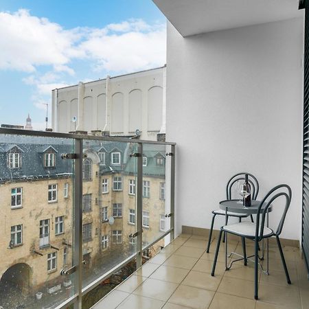 Apartament Black & White Mostowa By Renters Poznań Dış mekan fotoğraf