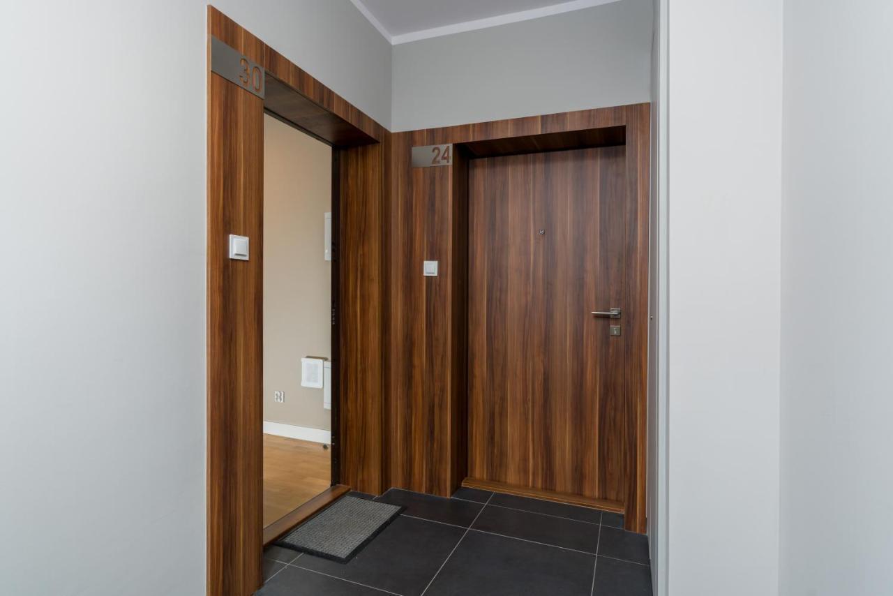 Apartament Black & White Mostowa By Renters Poznań Dış mekan fotoğraf